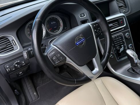 Used 2013 Volvo S60 T5 AWD/4WD image 12