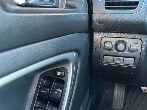 Used 2006 Subaru Legacy 2.5GT Limited image 12