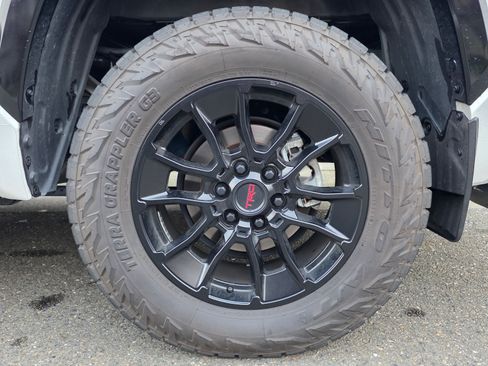 Used 2023 Toyota Tundra 1794 Edition image 14