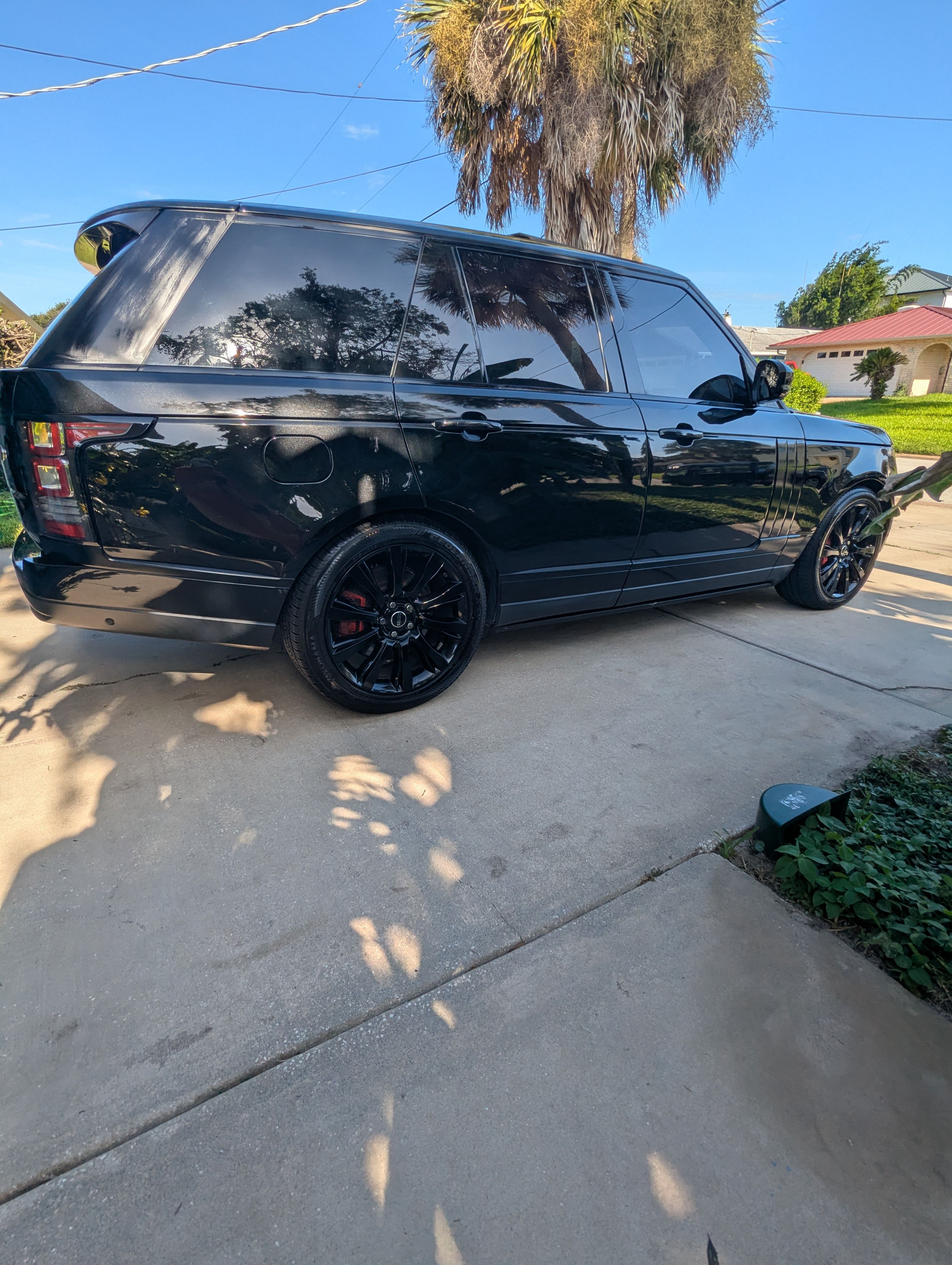 Used 2014 Land Rover Range Rover Supercharged AWD/4WD image 9