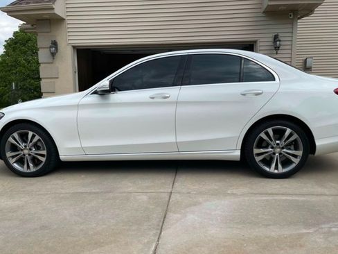 Used 2015 Mercedes-Benz C 300 4MATIC Sedan image 5