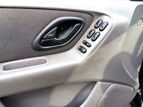 Used 2002 Ford Escape XLT image 22