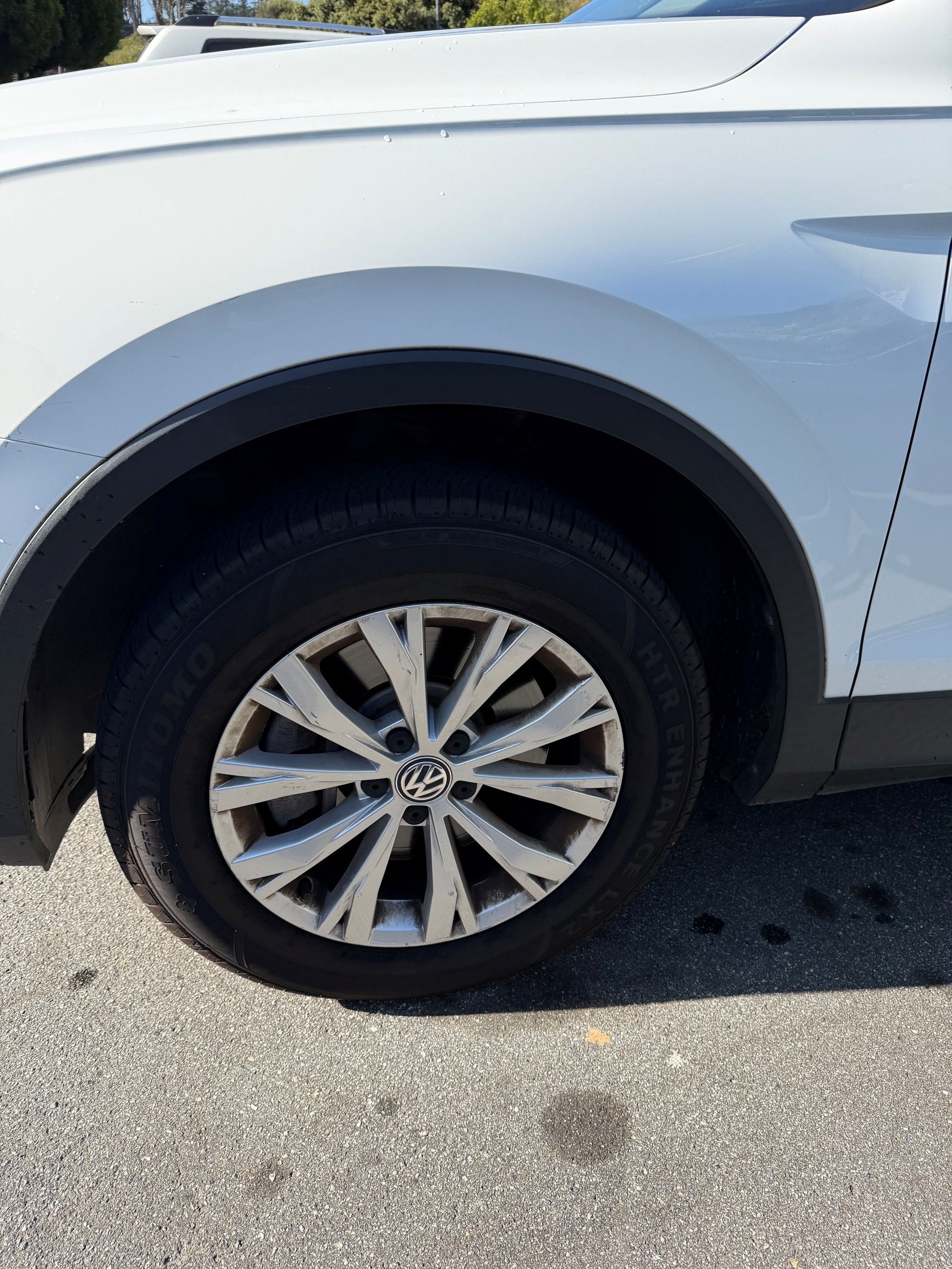 Used 2019 Volkswagen Tiguan SE FWD image 14