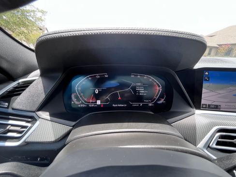 Used 2023 BMW X6 xDrive40i w/ M Sport Package AWD/4WD image 14