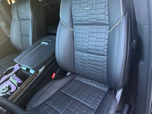 Used 2025 Cadillac Escalade Sport Platinum AWD/4WD image 20