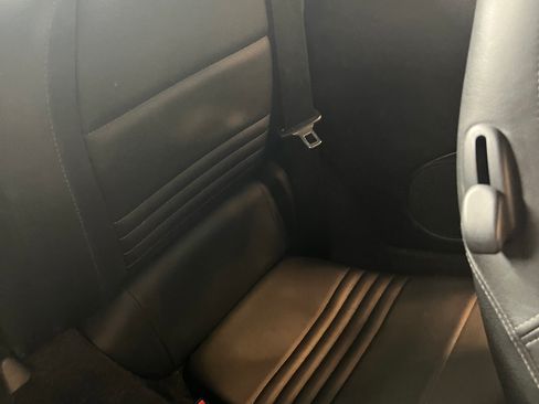 Used 2001 Porsche 911 Cabriolet image 20