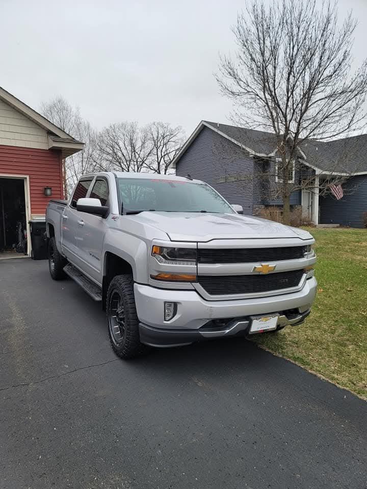 Used 2016 Chevrolet Silverado 1500 LT w/ All Star Edition AWD/4WD image 1