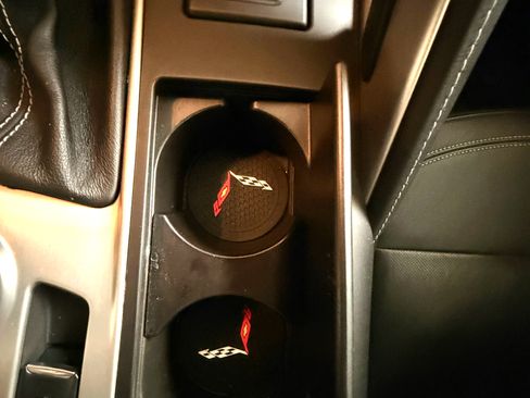 Used 2017 Chevrolet Corvette Stingray Coupe w/ 2LT Preferred Equipment Group image 18