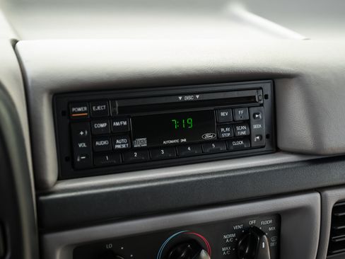 Used 1996 Ford Bronco AWD/4WD image 23