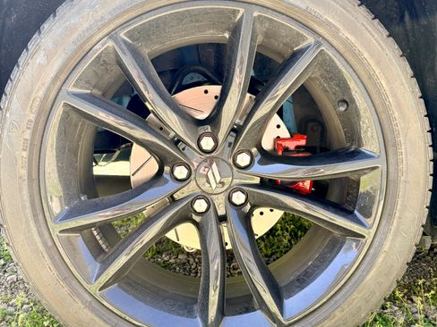 Used 2018 Dodge Challenger R/T w/ Blacktop Package RWD image 15