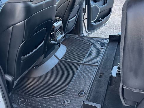 Used 2022 RAM 1500 Laramie image 11