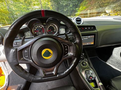 Used 2017 Lotus Evora 400 image 17