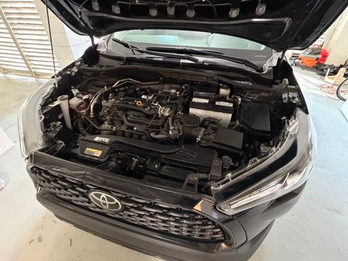 Used 2023 Toyota Corolla Cross L image 8