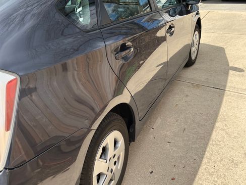 Used 2011 Toyota Prius Two image 4