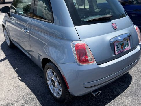Used 2015 FIAT 500 Pop FWD image 2