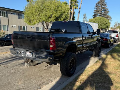 Used 2005 Chevrolet Silverado 2500 LT image 6