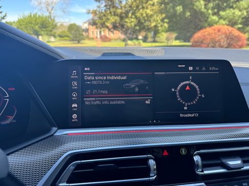 Used 2023 BMW X6 xDrive40i w/ M Sport Package AWD/4WD image 12