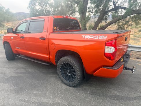 Used 2017 Toyota Tundra SR5 w/ TRD Off Road Package image 4