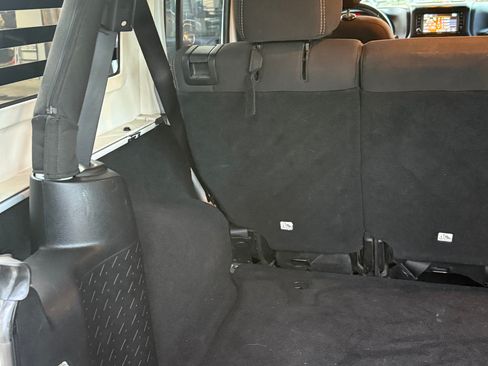 Used 2014 Jeep Wrangler Unlimited Sahara w/ Connectivity Group image 12