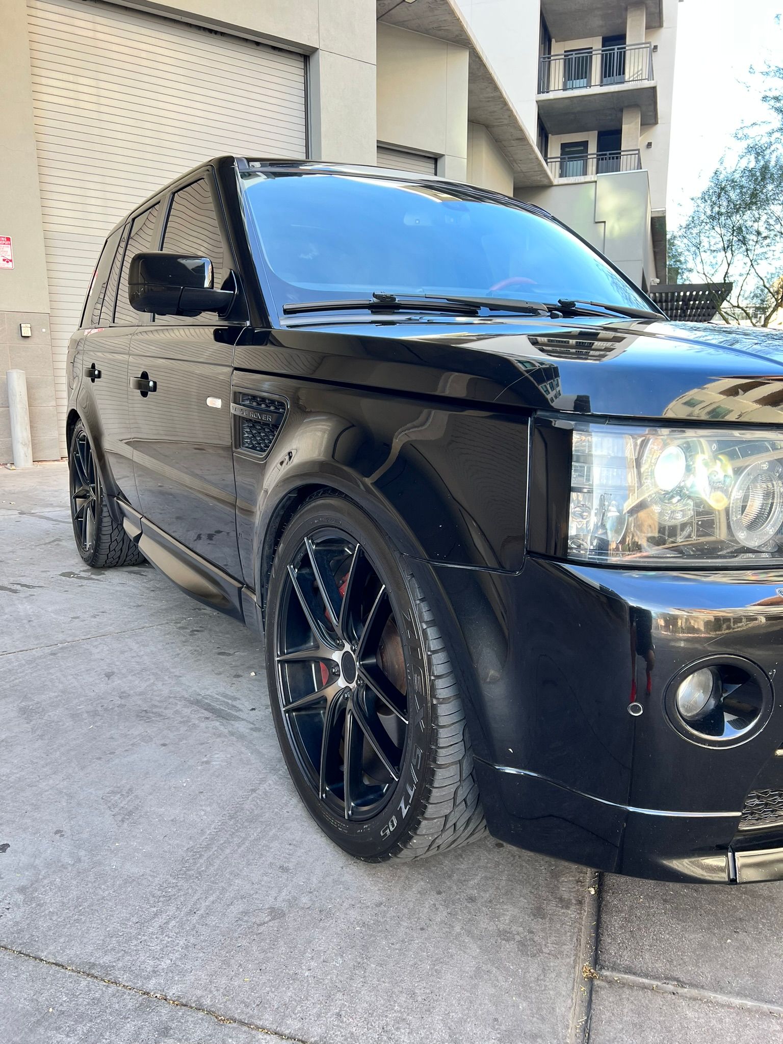 Used 2012 Land Rover Range Rover Sport Autobiography AWD/4WD image 11