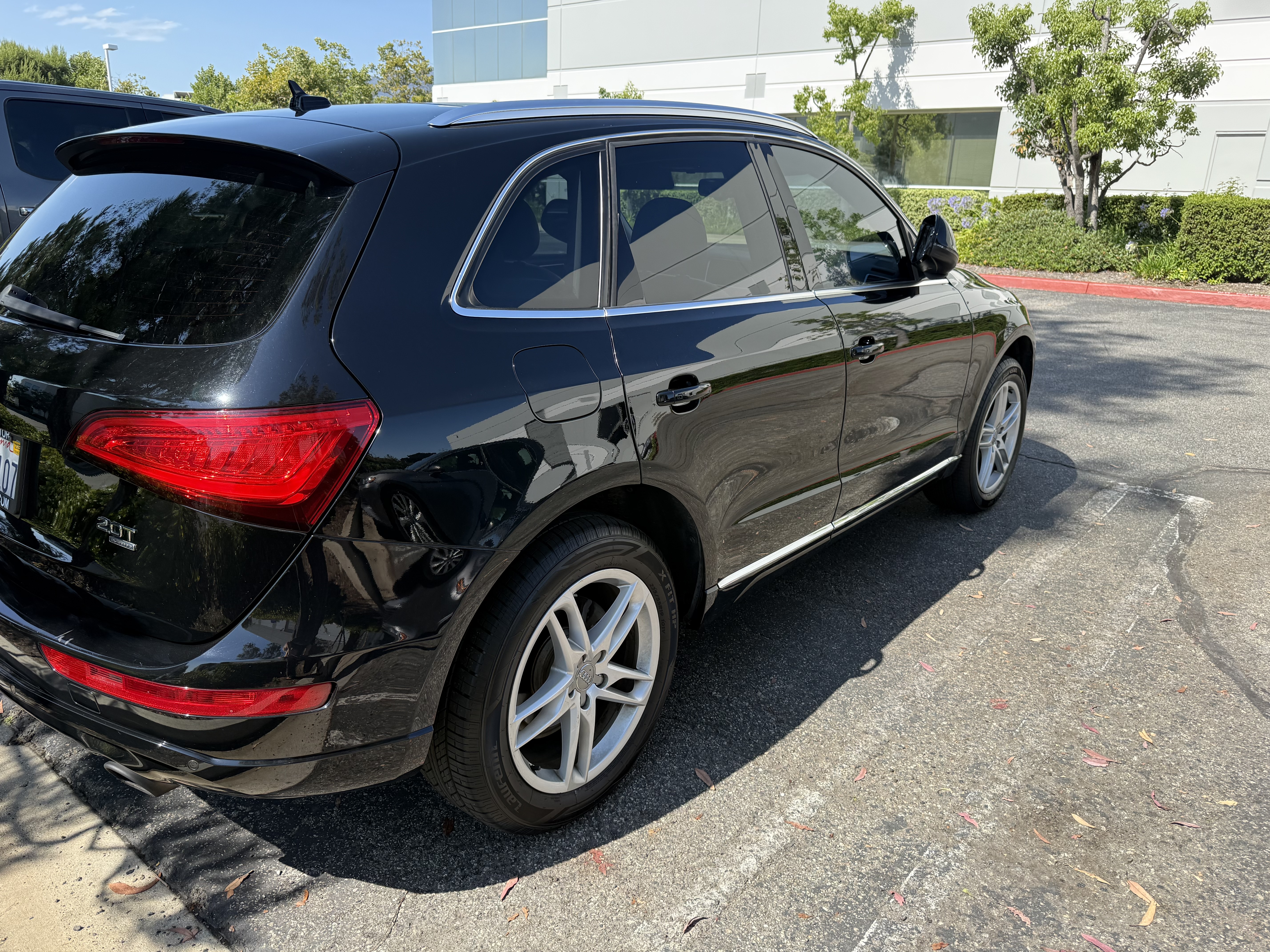 Used 2013 Audi Q5 2.0T Premium Plus w/ Premium Plus Pkg AWD/4WD image 11