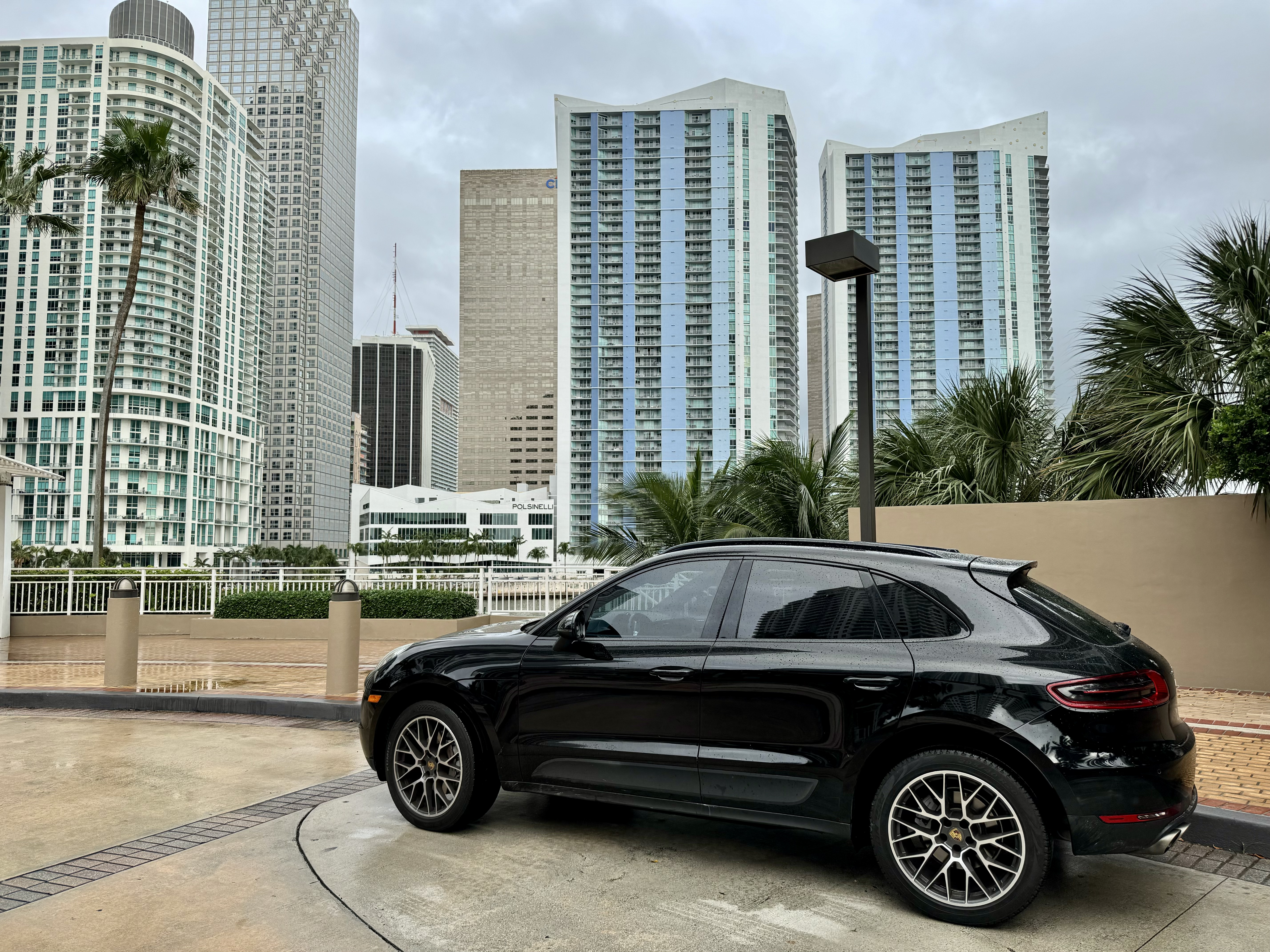 Used 2018 Porsche Macan S w/ Premium Package Plus AWD/4WD image 5