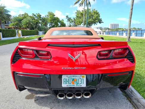 Used 2014 Chevrolet Corvette Stingray Convertible w/ 3LT Preferred Equipment Group image 15