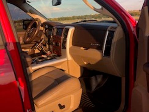 Used 2012 RAM 2500 Laramie w/ Protection Group image 14