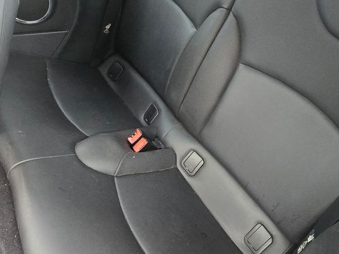 Used 2011 MINI Cooper Convertible image 11