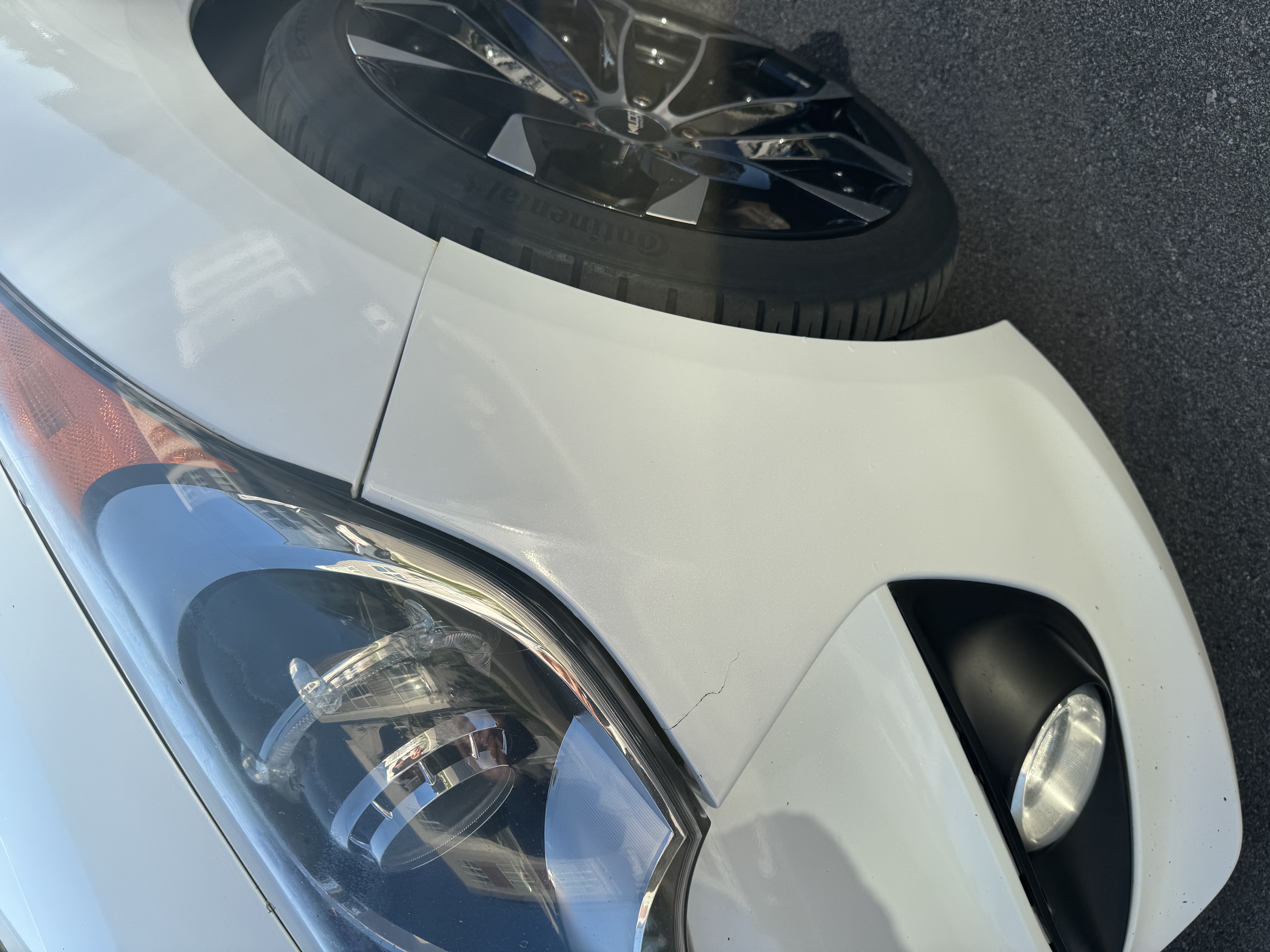 Used 2013 Hyundai Veloster Turbo FWD image 31