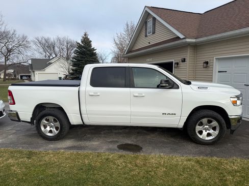 Used 2021 RAM 1500 Big Horn AWD/4WD image 4