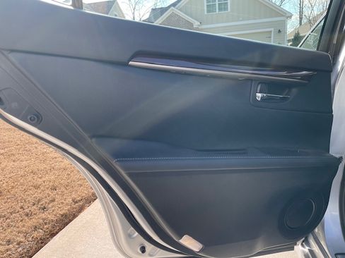 Used 2013 Lexus ES 350 w/ Luxury Pkg image 11