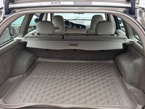 Used 2005 Volvo V70 2.4 FWD image 19