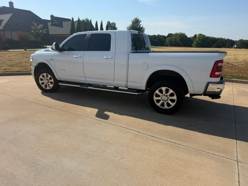 Used 2021 RAM 2500 Laramie AWD/4WD image 18