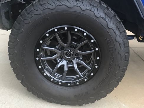 Used 2019 Jeep Wrangler Unlimited Rubicon image 11