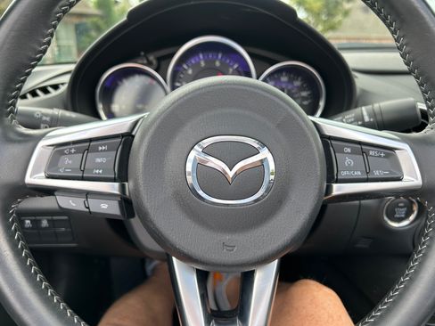 Used 2023 MAZDA MX-5 Miata Grand Touring RWD image 9