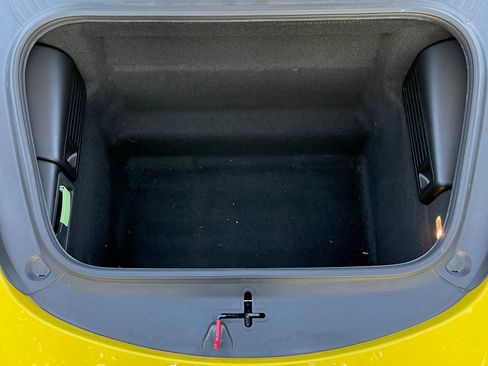 Used 2018 Porsche 911 Carrera image 11