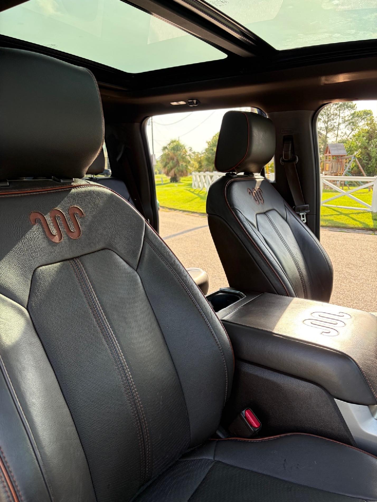 Used 2017 Ford F250 King Ranch w/ King Ranch Ultimate Package AWD/4WD image 9