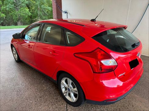 Used 2014 Ford Focus SE image 5
