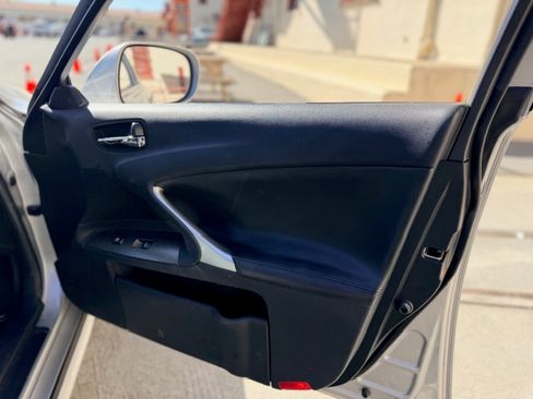 Used 2006 Lexus IS 250 image 20