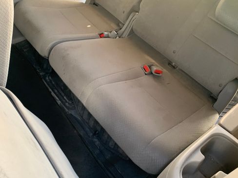 Used 2015 Honda Odyssey EX image 2