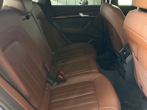 Used 2018 Audi Q5 2.0T Premium Plus image 2