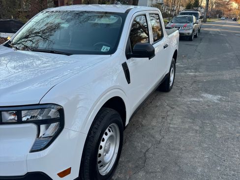 Used 2025 Ford Maverick XL w/ Equipment Group 102A AWD/4WD image 2