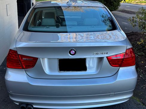 Used 2009 BMW 328i xDrive Sedan image 6