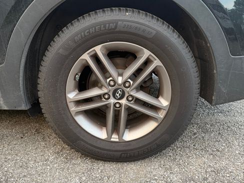 Used 2017 Hyundai Santa Fe Sport AWD/4WD image 23