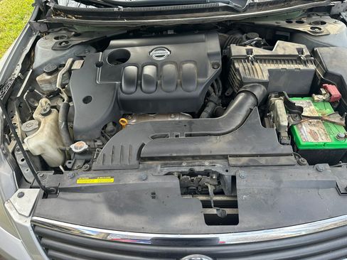 Used 2009 Nissan Altima 2.5 SL w/ SL Pkg image 16