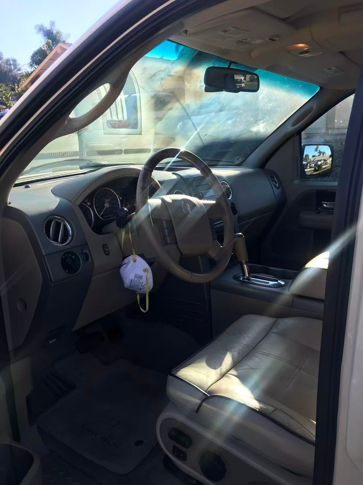 Used 2007 Lincoln Mark LT 2WD image 4