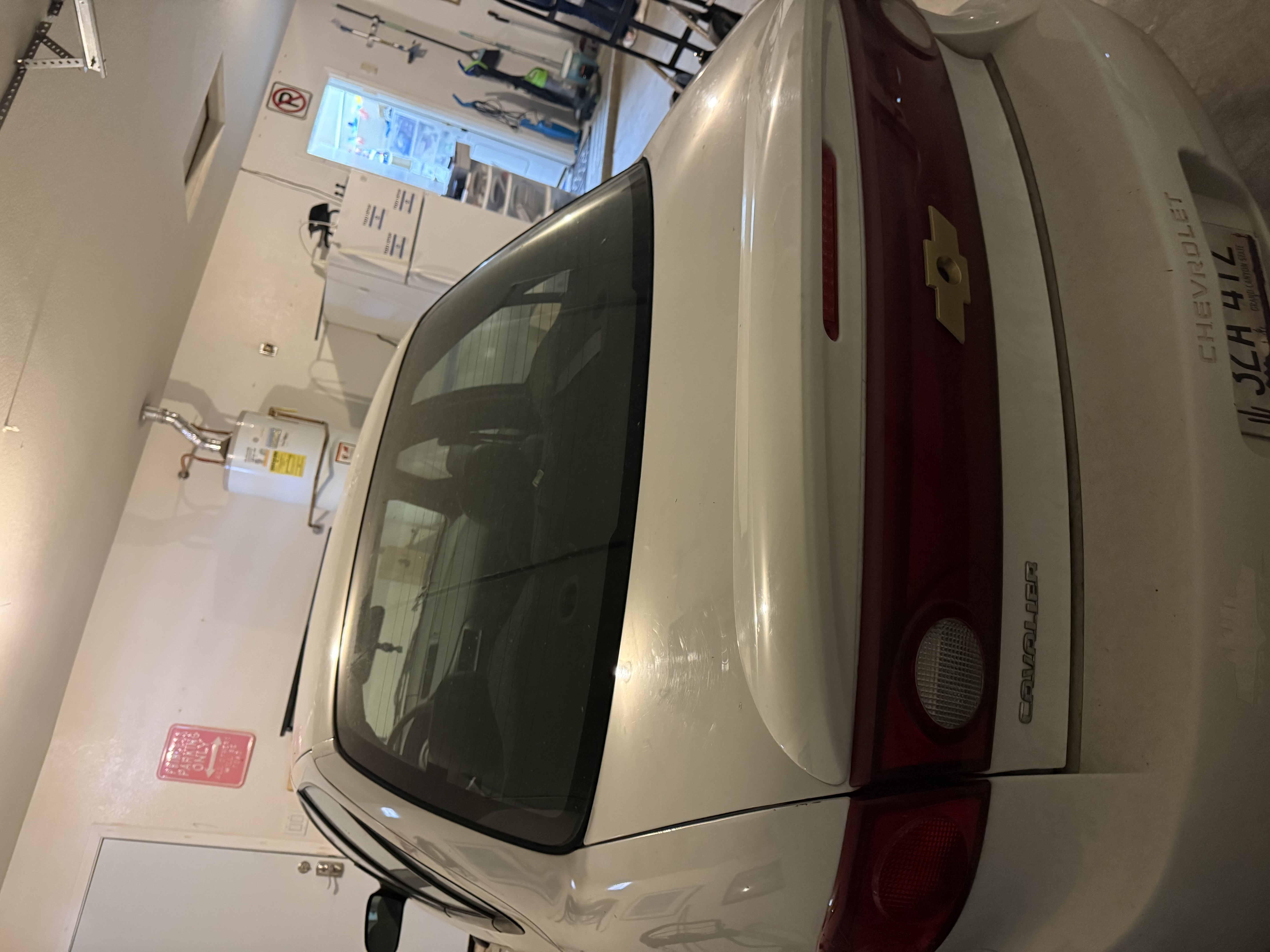Used 2005 Chevrolet Cavalier Sedan w/ Sport Appearance Package FWD image 4
