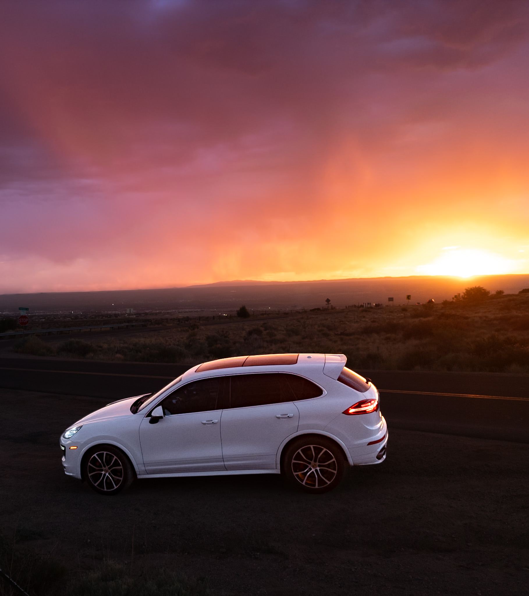 Used 2017 Porsche Cayenne AWD/4WD image 12