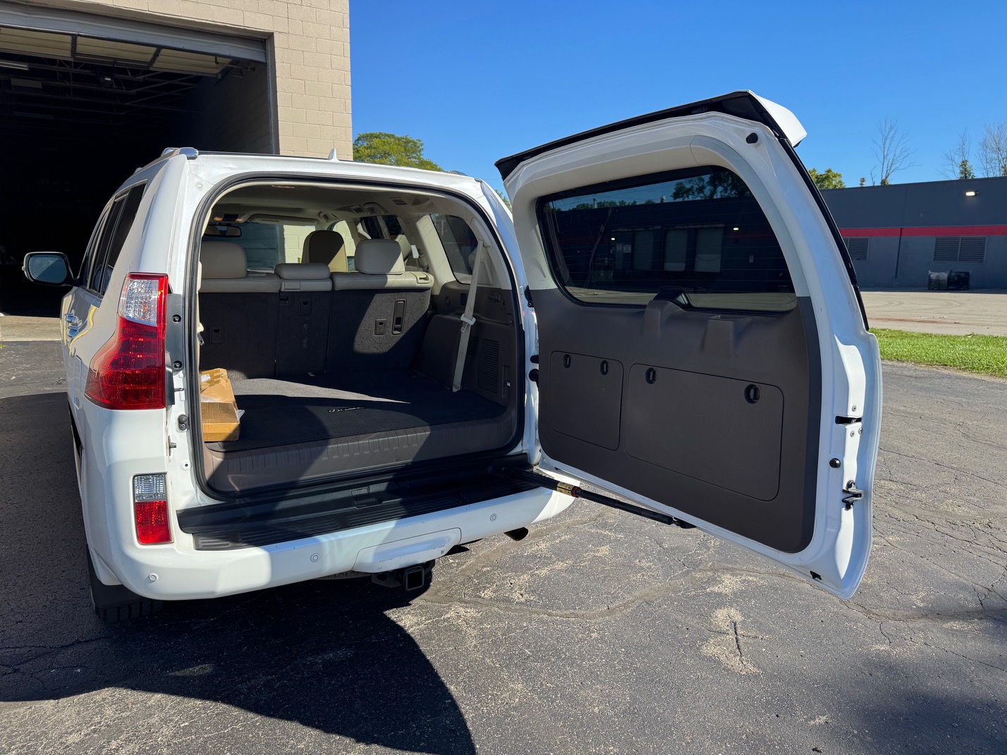 Used 2012 Lexus GX 460 Premium AWD/4WD image 8